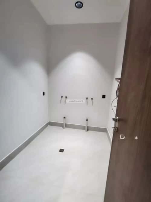 شقة ب 6 غرف المعارض، خميس مشيط