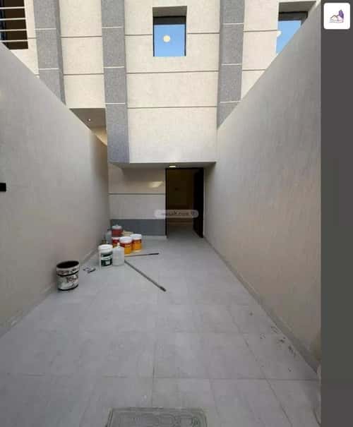 Villa 171 SQM facing East on 20m width street بدر، جنوب الرياض، الرياض