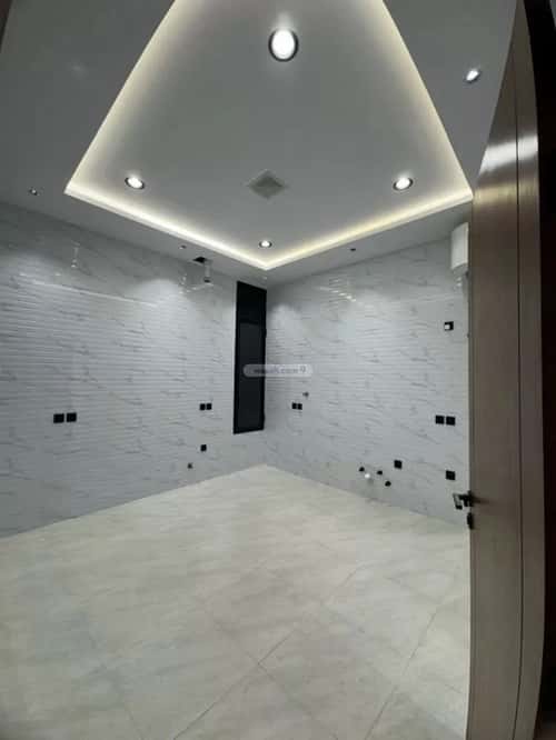 Floor 295 SQM with 7 bedrooms الزهور، أبها