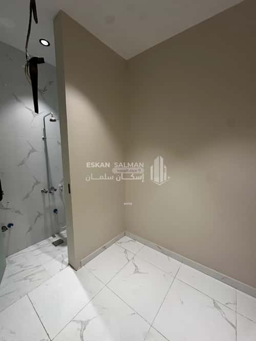 Apartment with 5 Bedrooms Al-Faisaliyah, Sibya'