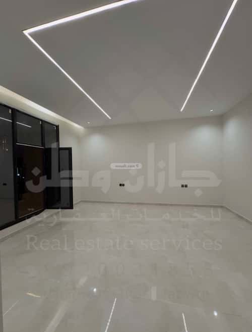 Villa 341 SQM facing West on 18m width street السويس 1، جازان