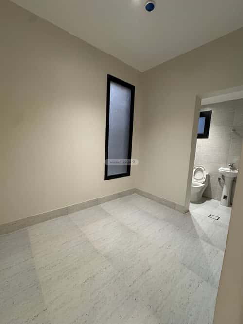 Apartment with 4 bedrooms الحمراء، الخبر