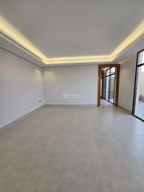 8 bedroom villa in Al Mahdiyyah