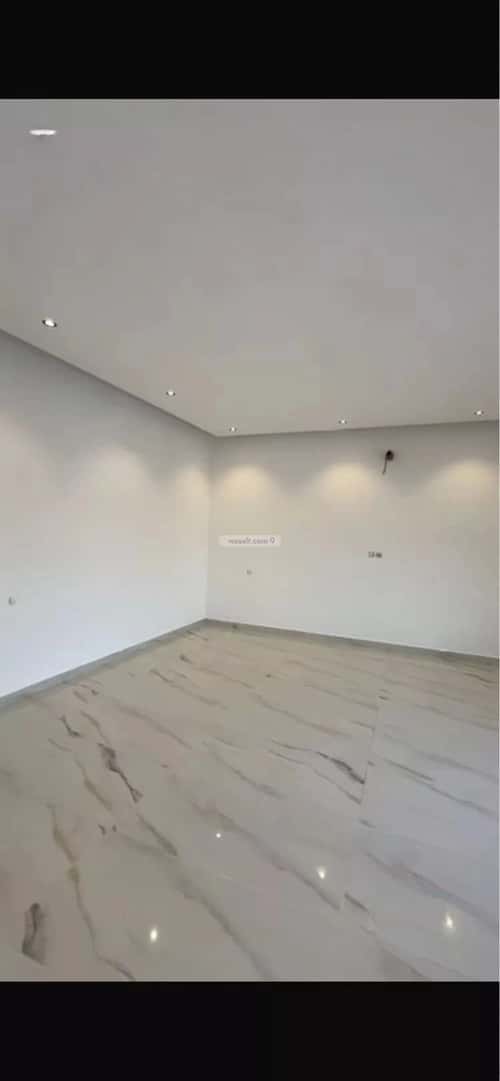 Villa 211 SQM facing North on 18m width street اللؤلؤ، الخبر
