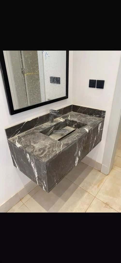 Floor 264 SQM with 5 bedrooms المونسية، شرق الرياض، الرياض