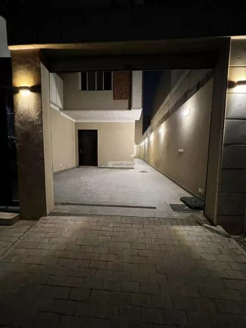 Villa 336 SQM Facing North with 8 Bedrooms Al-Muanisiyah, East Riyadh, Riyadh