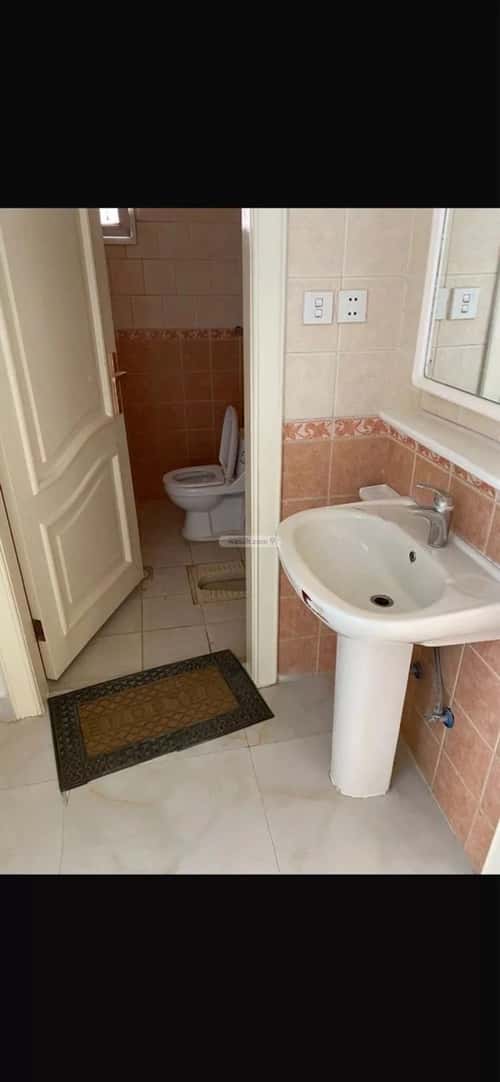 Floor 390 SQM with 4 Bedrooms Al-Muanisiyah, East Riyadh, Riyadh