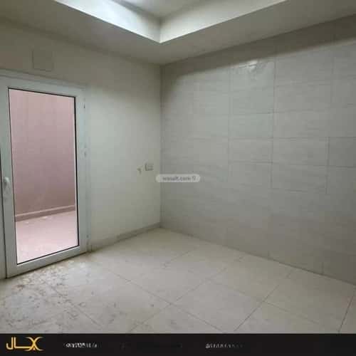 فيلا 200 متر مربع شرقية على شارع 15م مطار الملك خالد الدولي، شمال الرياض، الرياض