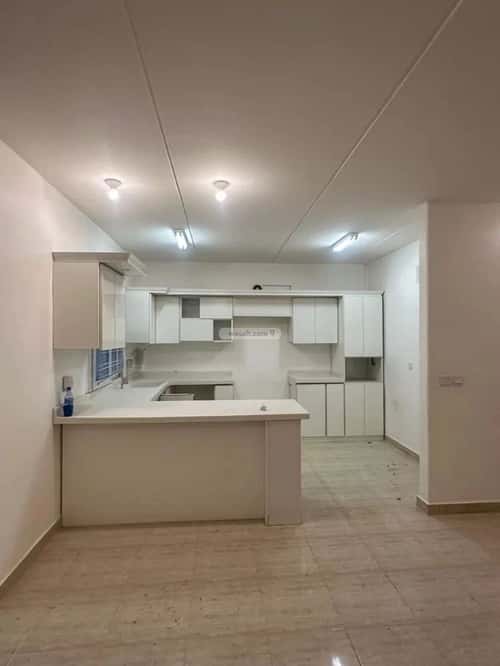 فيلا 250 متر مربع واجهة غربية ب 4 غرف مطار الملك خالد الدولي، شمال الرياض، الرياض