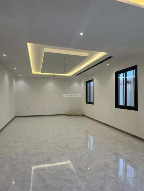 5 bedroom villa in Al Aridh