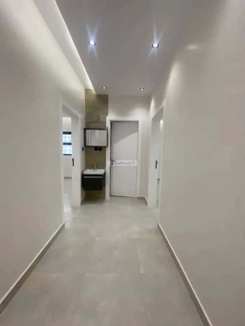 Floor 249 SQM with 4 Bedrooms Al-Maizaliyah, East Riyadh, Riyadh