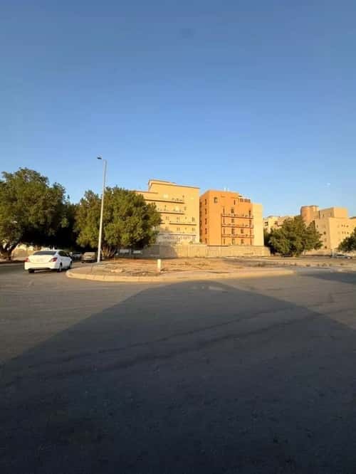 Land 835 SQM facing North West on 15m width street الورود، جنوب جدة، جدة