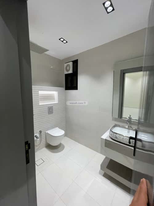 دور 203.97 متر مربع ب 6 غرف المعارض، خميس مشيط