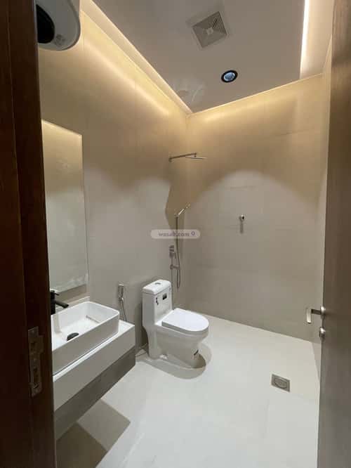 Apartment with 6 Bedrooms Al Jameayeen, Khamis Mushait