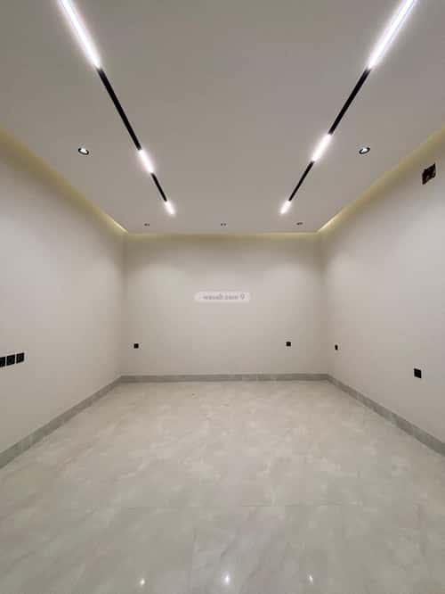 Villa 338 SQM Facing East on 20m Width Street Al-Mahdiyah, West Riyadh, Riyadh