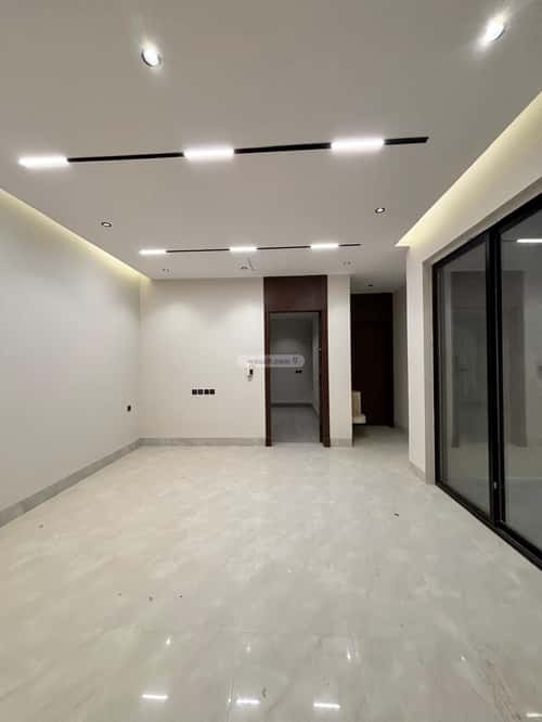 5 bedroom villa in Al Mahdiyyah