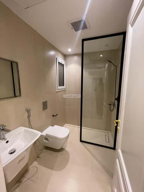 Apartment with 3 Bedrooms Al-Malqa, North Riyadh, Riyadh