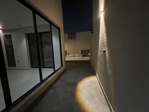 6 bedroom villa in Al Bayan