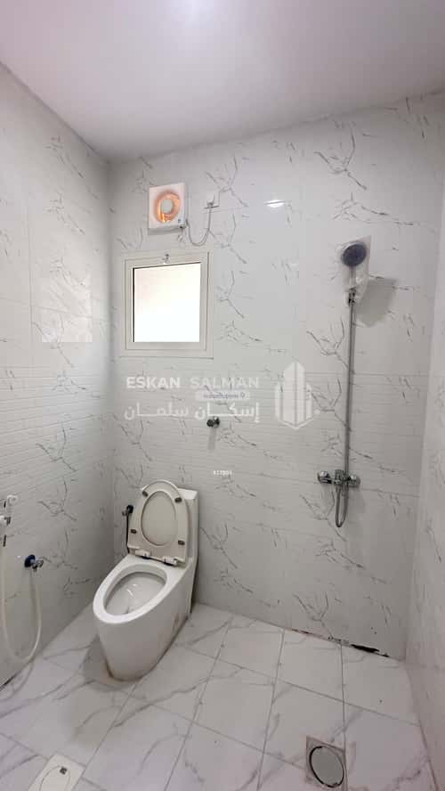 Apartment with 6 Bedrooms Al-Hamra - Al-Jubail, Jubail