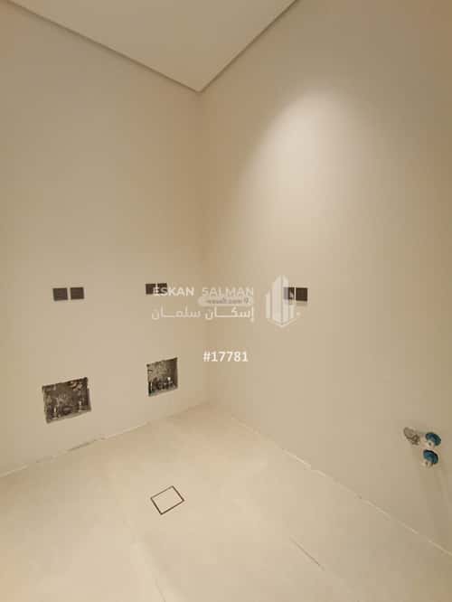 شقة ب 5 غرف الحمراء، شرق الرياض، الرياض