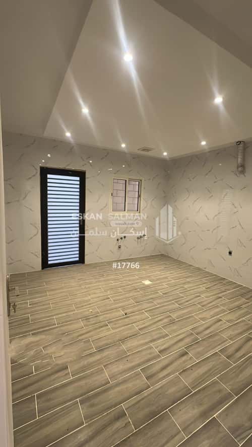 فيلا 292 متر مربع غربية على شارع 20م الفرسان، الدمام