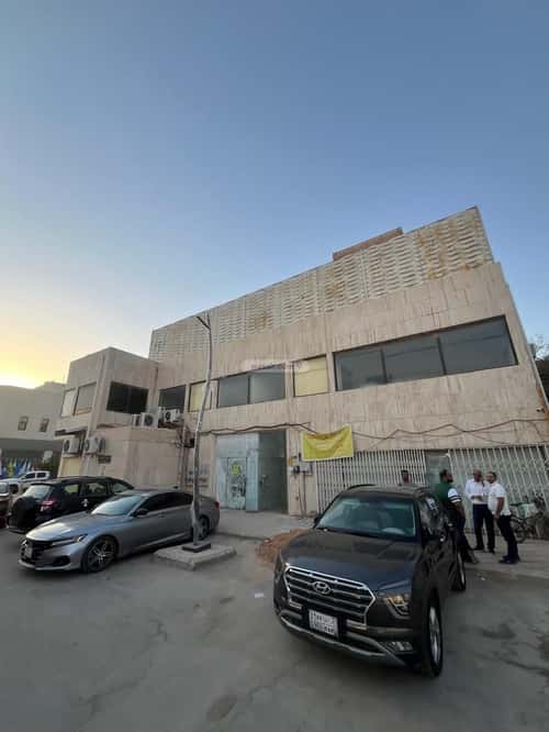 عمارة 625 متر مربع واجهة جنوبية بدورين الملز، وسط الرياض، الرياض