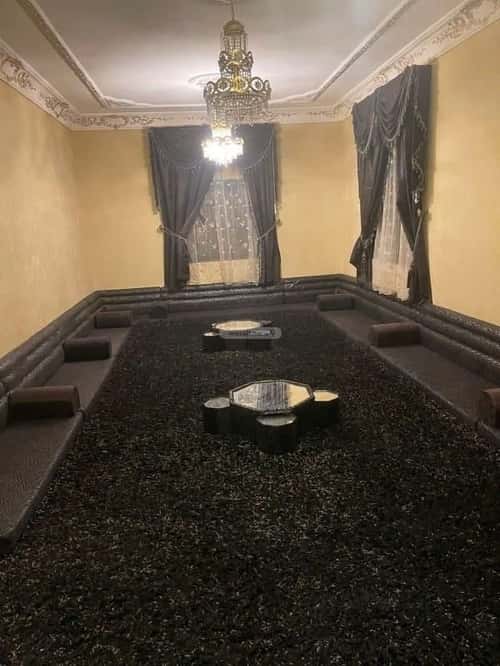 Floor 400 SQM with 10 Bedrooms Al-Sad, Abha