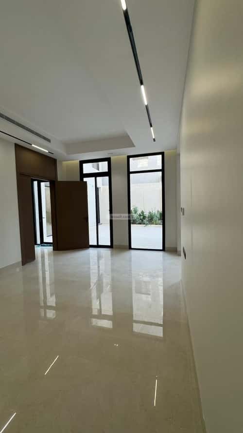 فيلا 450 متر مربع شمالية على شارع 20م المهدية، غرب الرياض، الرياض