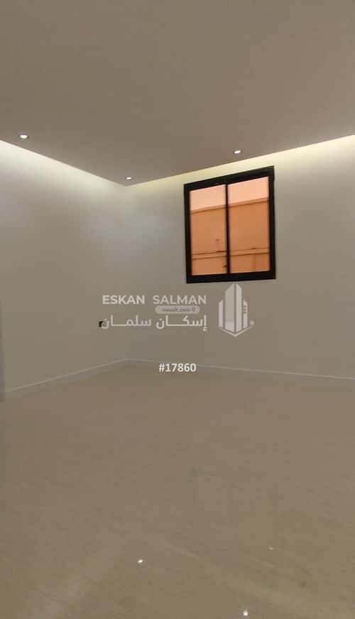 فيلا 200 متر مربع جنوبية على شارع 15م طويق، غرب الرياض، الرياض