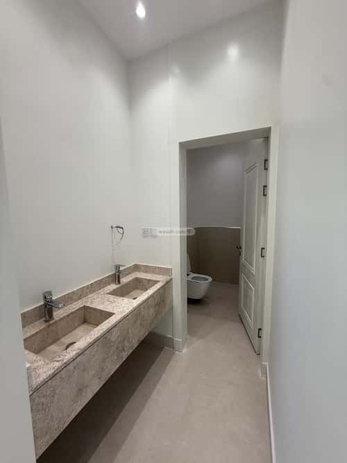 فيلا 336 متر مربع غربية على شارع 20م المهدية، غرب الرياض، الرياض