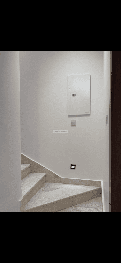 فيلا 330 متر مربع شمالية على شارع 20م المهدية، غرب الرياض، الرياض