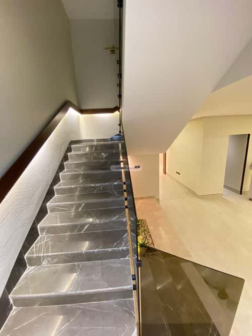 5 bedroom villa in Al Mahdiyyah