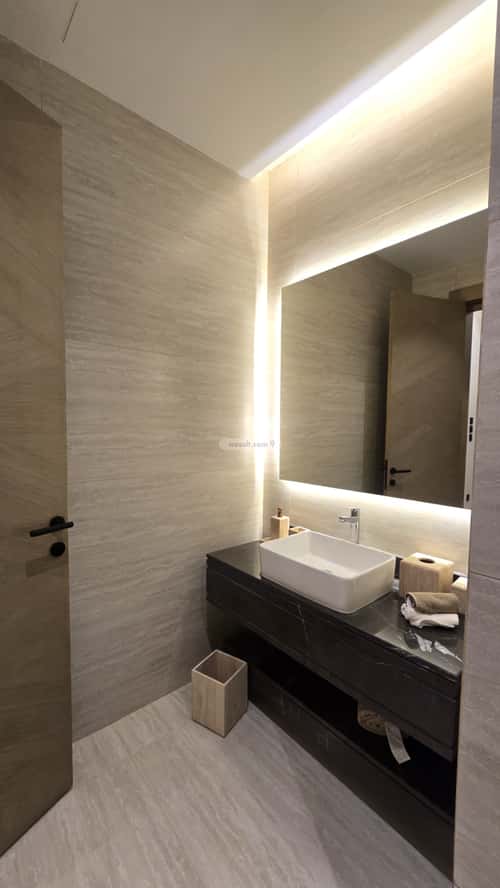 Apartment with 7 Bedrooms Al Hamrah, North Jeddah, Jeddah