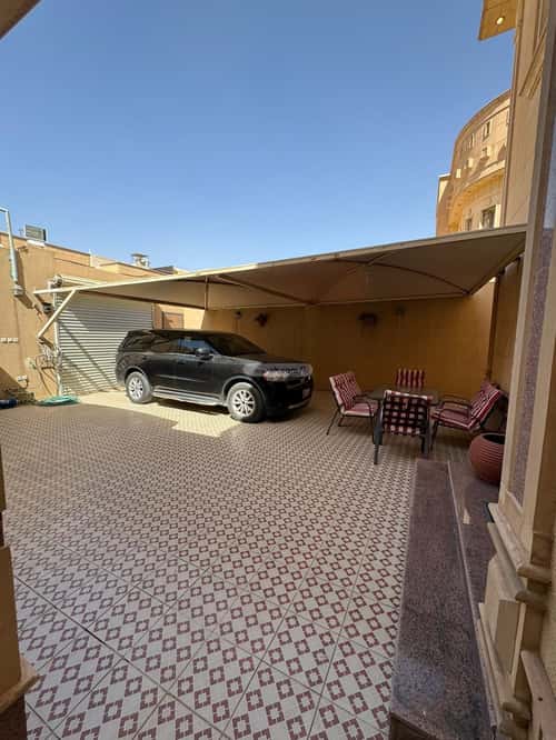 فيلا 448 متر مربع شمالية على شارع 15م إشبيلية، شرق الرياض، الرياض