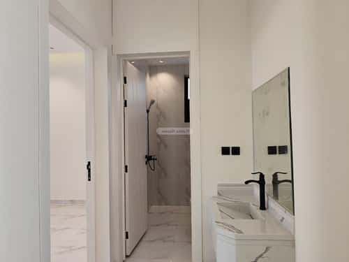 شقة 138 متر مربع ب 5 غرف الزهرة، غرب الرياض، الرياض