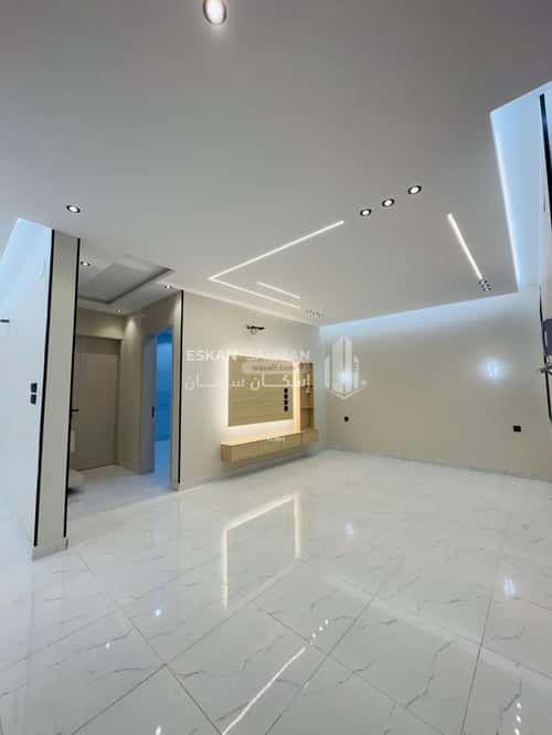 فيلا 355 متر مربع شرقية على شارع 20م الرحبة، الطائف