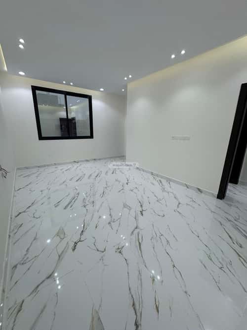 Floor 249 SQM with 6 Bedrooms Al-Awaly, West Riyadh, Riyadh