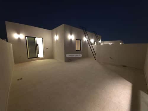 5 bedroom villa in Al Rimal