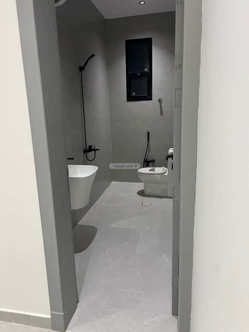 Floor 186 SQM with 6 Bedrooms Bader, South Riyadh, Riyadh