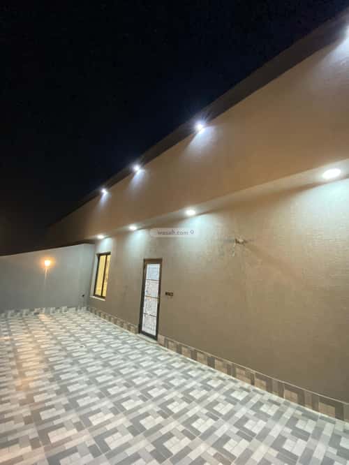 5 bedroom apartment in Umm Al Silm