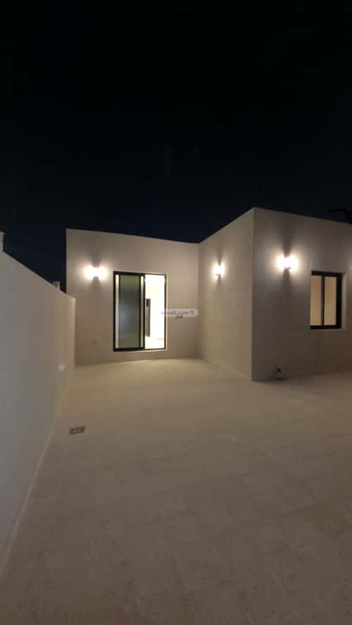 Villa 260 SQM Facing South on 15m Width Street Ar-Rimal, East Riyadh, Riyadh