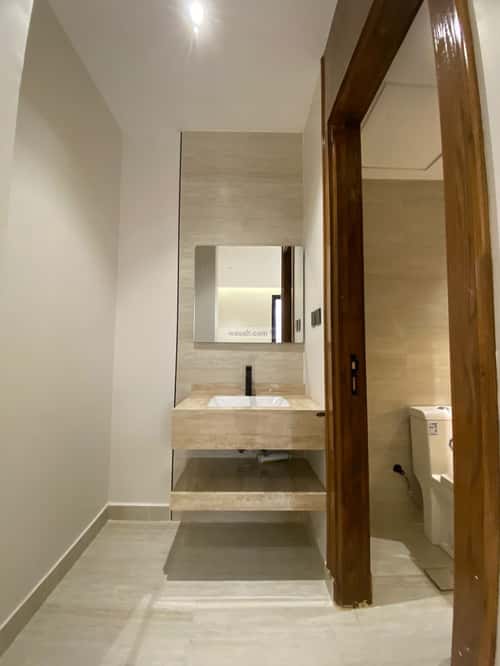 شقة 269 متر مربع ب 5 غرف القراحين، الطائف