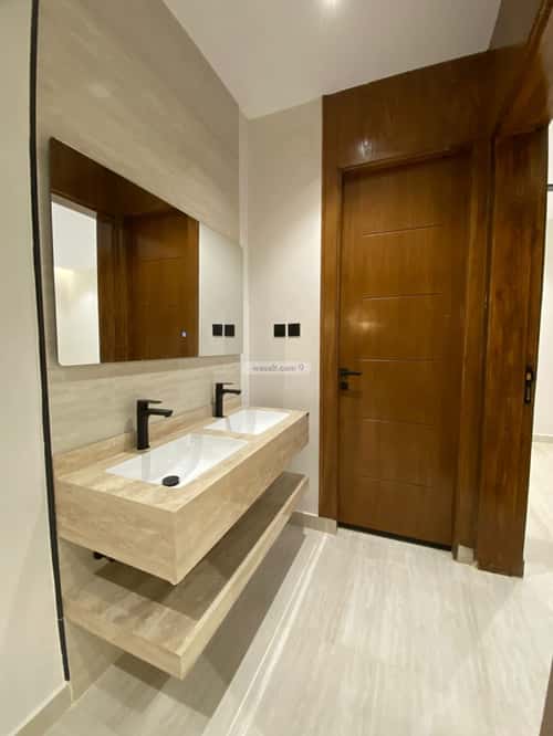 شقة 269 متر مربع ب 5 غرف القراحين، الطائف