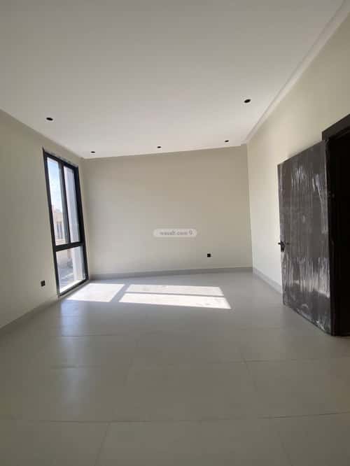 Floor 194 SQM with 5 Bedrooms Al-Andalus, East Riyadh, Riyadh