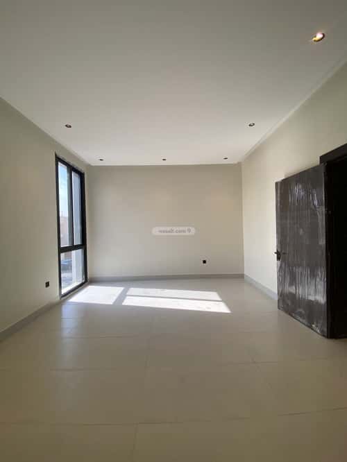 Floor 194 SQM with 5 Bedrooms Al-Andalus, East Riyadh, Riyadh