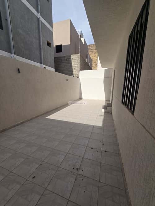 شقة 212 متر مربع ب 5 غرف الأخباب، الطائف