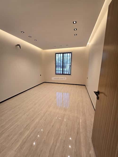 شقة 212 متر مربع ب 5 غرف الأخباب، الطائف