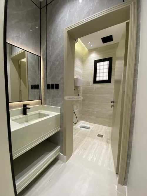 Villa 210 SQM Facing East on 20m Width Street Gourana, Makkah Al Mukarramah