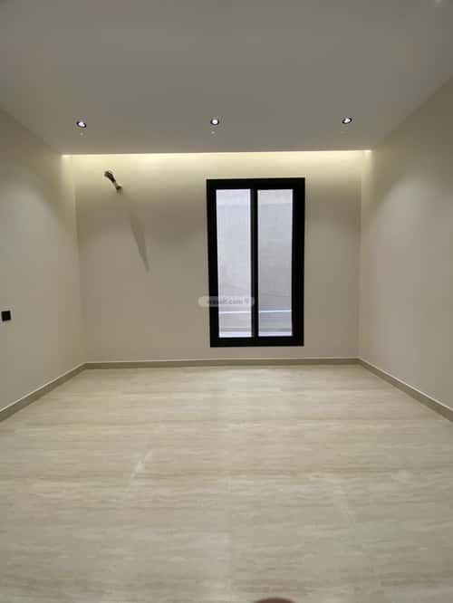 Apartment 173 SQM with 5 Bedrooms Al-Qurayyat, Alttayif