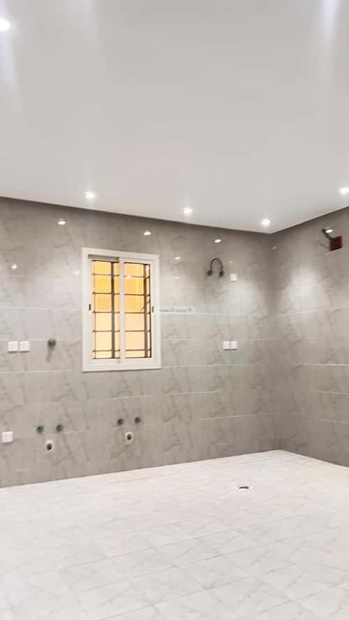 Building 900 SQM Facing North Dahrat Laban, West Riyadh, Riyadh